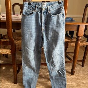 BDG Urban Outfitters Blue Jeans Rolled up Hem